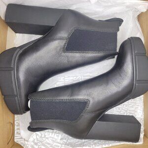 Steve Madden Black Platform Ankle Booties